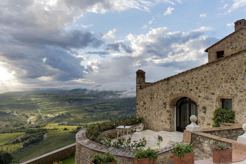 Castello Di Velona, Resort Thermal Spa & Winery Montalcino Exterior foto